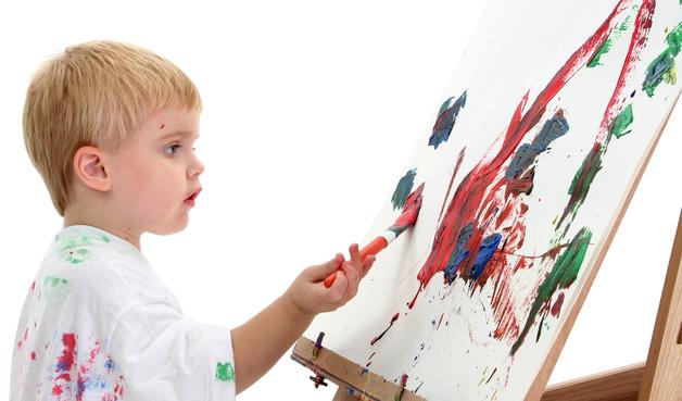 คุณคิดว่า..ศิลปะสามารถช่วยพัฒนาเด็กได้ตั้งแต่วัยใด